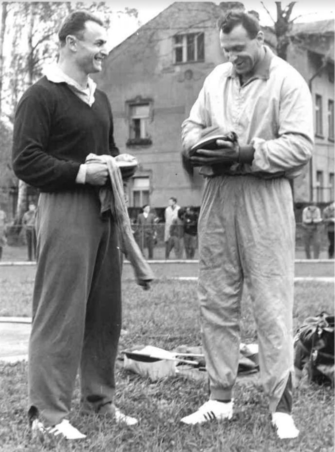 olympijsk� v�t�z Ludv�k Dan�k (vpravo) na z�vodech ve Dvo�e Kr�lov� n/L