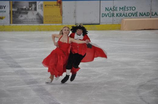 ��pkov� R��enka, Krasobrusla�sk� klub Dv�r Kr�lov� n. L., foto P. �patenkov�0102