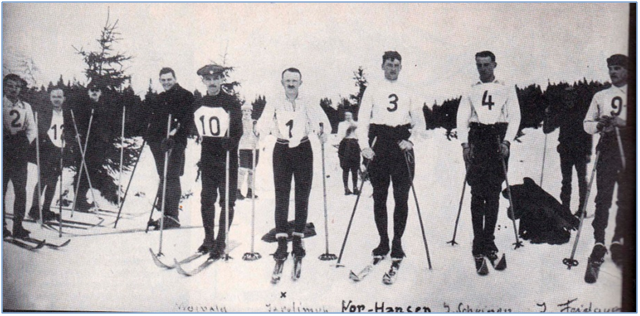 Mistrovstv� zem� koruny �esk� v roce 1913. ��slo 1 Karel Jarol�mek, ��slo 10 Mejvald, ��slo3 Nor Hansen, ��slo 4 Scheiner, ��slo 9 Feistauer